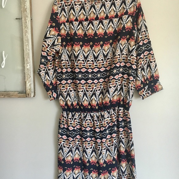 NWT Stevie and Lindsay Romper - Picture 3 of 6